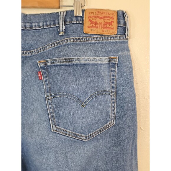 Levis 541 Jeans Mens 42x32 Blue Athletic Fit Taper Stretch Denim Pants Classic - Picture 5 of 12